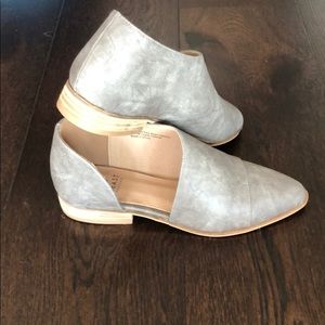 Gray cut out booties / flats / ankle booties - 7